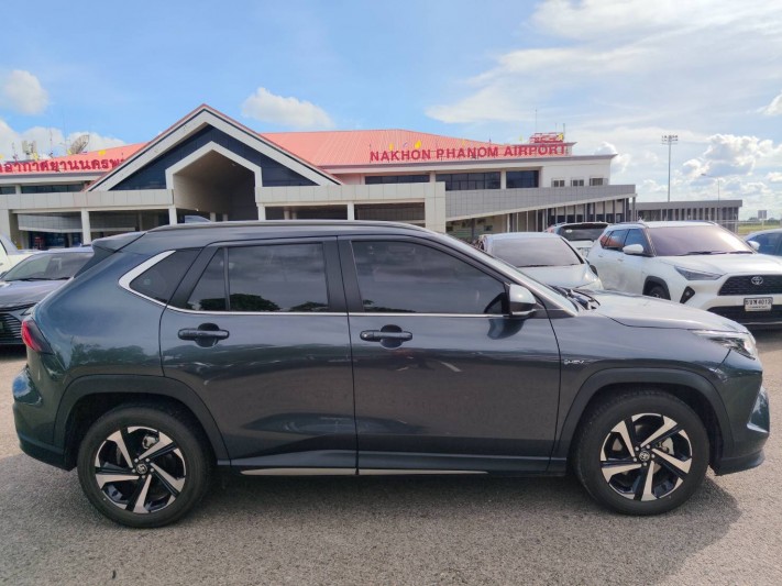 New Toyota Yaris CROSS HEV Premium 2023